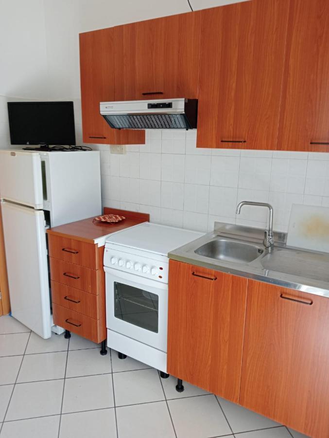 Appartamenti Carlotta Rimini Exterior foto